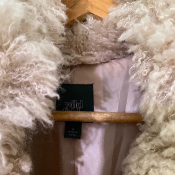 Coat - Picture 2 of 3